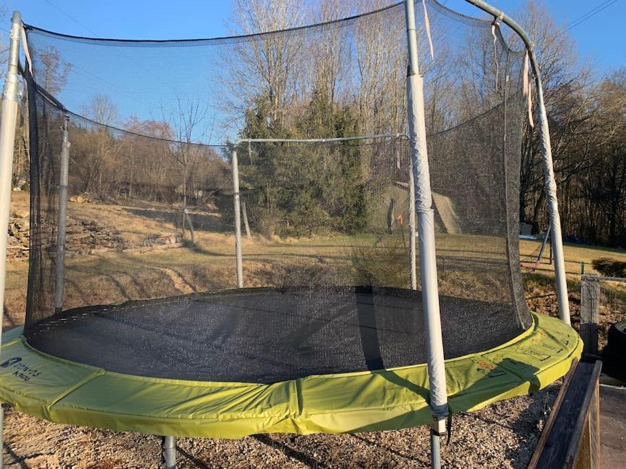 Chalet 2 Personnes Avec Jacuzzi Et Piscine Saisonniere Partagee Corcieux Exterior foto